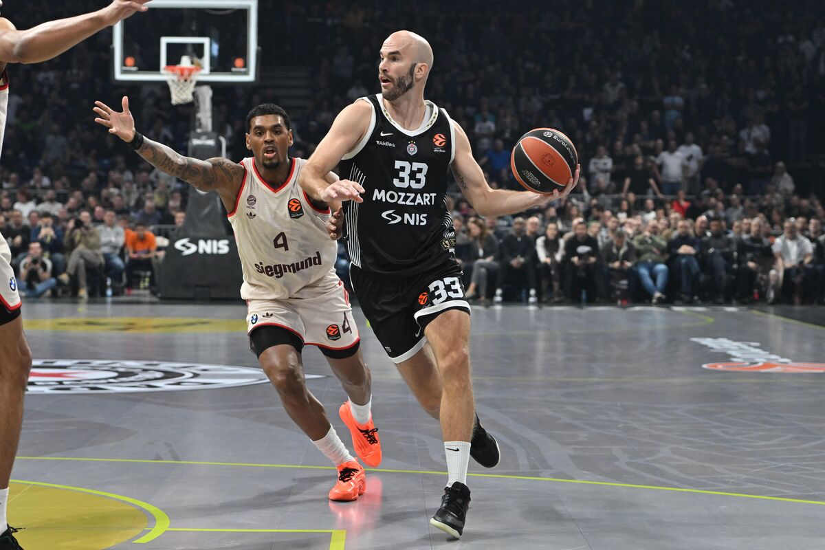 kosarkas Partizana na utakmici Evrolige protiv Bajerna Minhen u hali Beogradska arena, Beograd 04.12.2025. godine Foto: Marko Metlas Kosarka, Partizan, Evroliga, Bajern Minhen