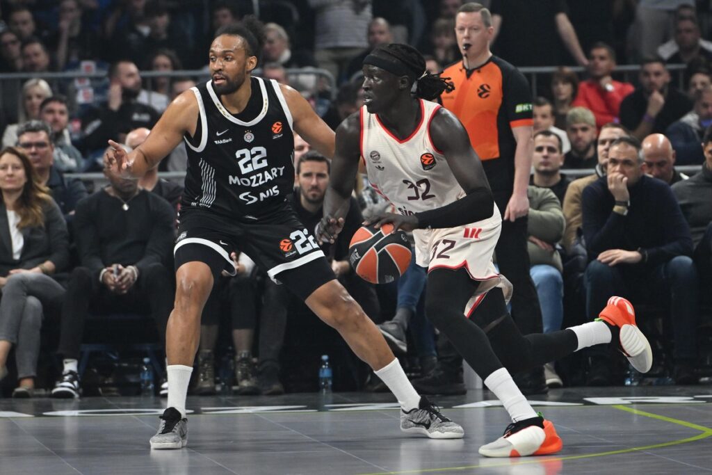 kosarkas Partizana na utakmici Evrolige protiv Bajerna Minhen u hali Beogradska arena, Beograd 04.12.2025. godine Foto: Marko Metlas Kosarka, Partizan, Evroliga, Bajern Minhen