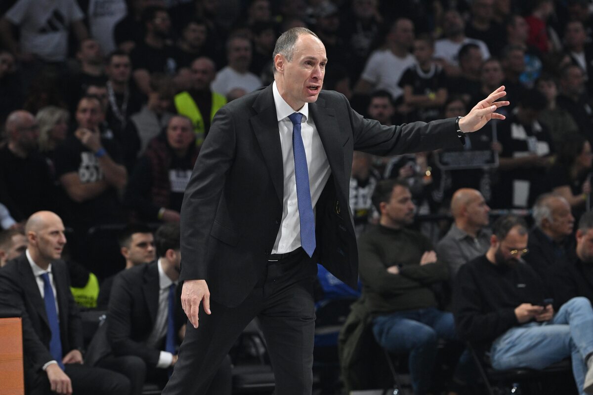 kosarkas Partizana na utakmici Evrolige protiv Bajerna Minhen u hali Beogradska arena, Beograd 04.12.2025. godine Foto: Marko Metlas Kosarka, Partizan, Evroliga, Bajern Minhen