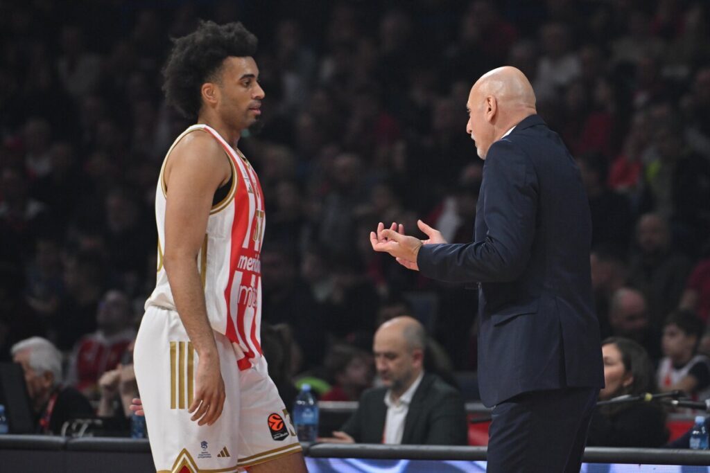 kosarkas Crvene zvezde na utakmici Evrolige protiv Virtusa Bolonja u hali Beogradska arena, Beograd 19.12.2025. godine Foto: Marko Metlas Kosarka, Crvena zvezda, Evroliga, Virtus Bolonja