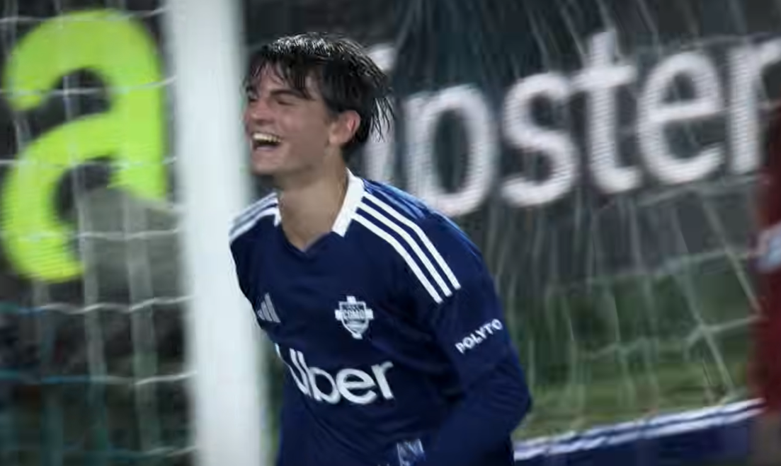 Niko Paz, fudbaler Koma