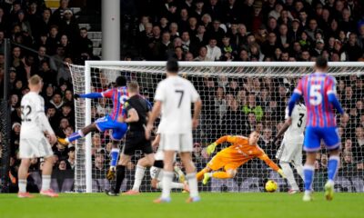 Crystal Palace's Eddie Nketiah, second left, scores his sides first goal during the English Premier League soccer match between Fulham and Crystal Palace, in London, Sunday, Dec. 7, 2025. (John Walton/PA via AP)