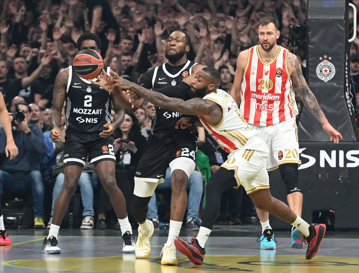 PARTIZAN vs CRVENA ZVEZDA Beograd, 12.12.2025. foto: Nebojsa Parausic Kosarka, Euroleague, Partizan, Crvena zvezda
