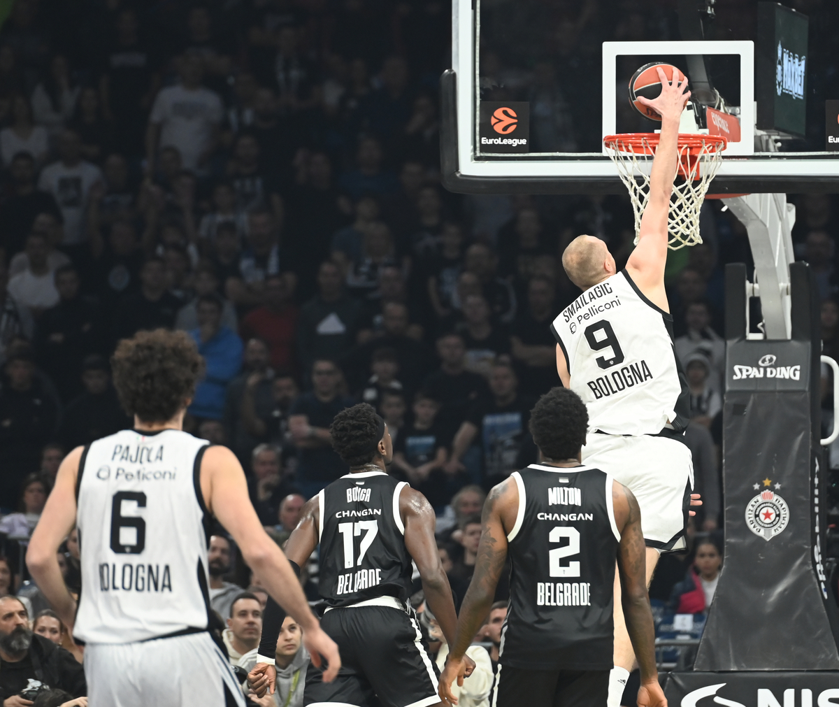 PARTIZAN vs VIRTUS Beograd, 17.12.2025. foto: Nebojsa Parausic Kosarka, Euroleague, Partizan, Virtus