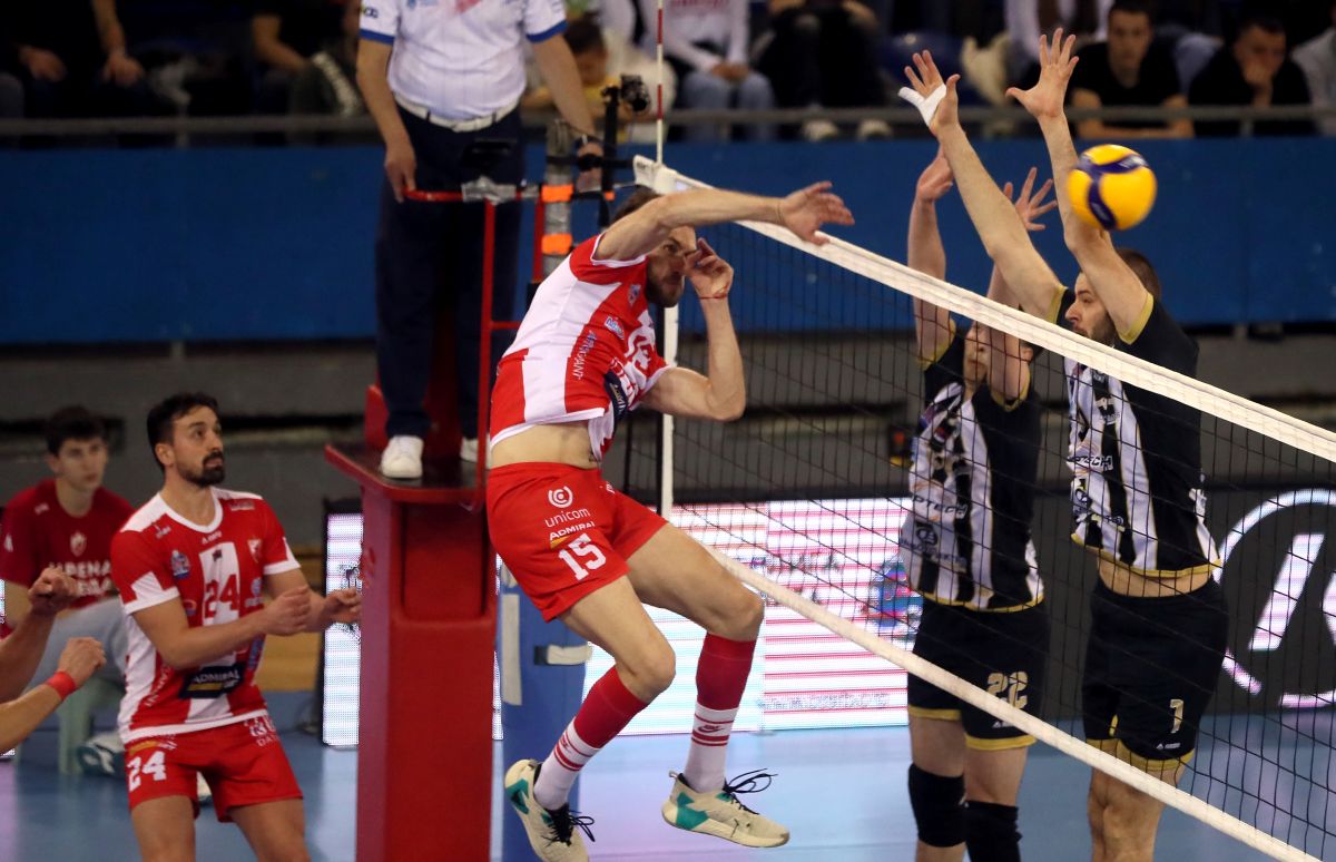 ALEKSANDAR STEFANOVIC, odbojkas Crvene zvezde, na utakmici Prvenstva Srbije protiv Partizana, u hali Banjica. Beograd, 04.04.2025. foto: MN Press / vm Odbojka, Partizan, Prvenstvo Srbije, Crvena zvezda