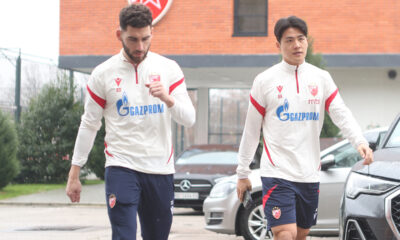 NAYAIR TIKNIZYAN Najir Tiknizjan i YOUNGWOO SEOL Jongvu Seol fudbaler Crvene Zvezde na okupljanju na stadionu Rajko Mitic, Beograd 03.01.2026. godine Foto: Ivica Veselinov / MN PRESS FUDBAL, FOOTBALL, CRVENA ZVEZDA, RED STAR, PRIPREME