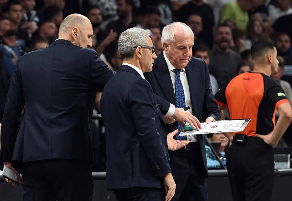 ZELJKO OBRADOVIC, trener kosarkasa Partizana, na utakmici Evrolige protiv Barselone, u Beogradskoj areni. Beograd, 31.10.2025. foto: Nebojsa Parausic Kosarka, Evroliga, Partizan, Barselona
