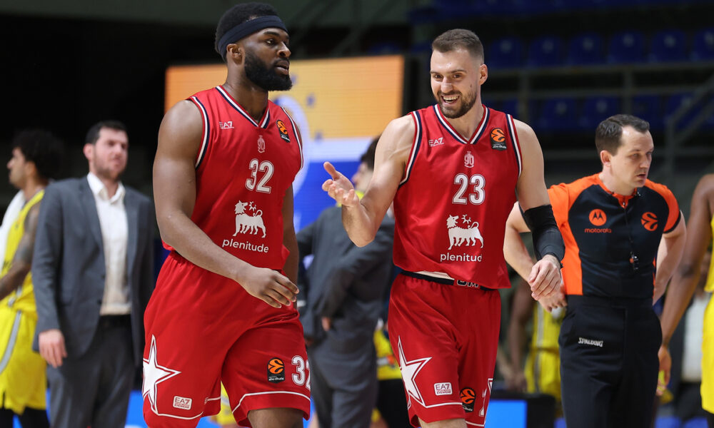 JOSH NEBO Dzos Nibo i MARKO GUDURIC kosarkas Armanija na utakmici Evrolige protiv Makabija u hali Beogradska Arena, Beograd 26.11.2025. godine Foto: Ivica Veselinov / MN PRESS KOSARKA, BASKETBALL, EUROLEAGUE, MACCABI TEL AVIV, ARMANI MILANO