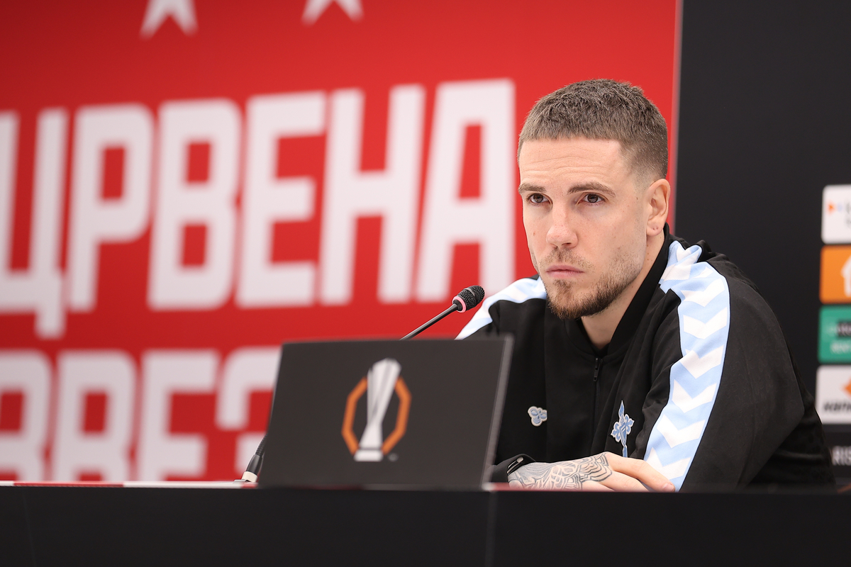 fudbaler Selte na konferenciji pred utakmicu UEFA Lige Evropa protiv Crvene Zvezde na stadionu Rajko Mitic, Beograd 28.01.2026. godine Foto: Ivica Veselinov / MN PRESS FUDBAL, FOOTBALL, UEFA EUROPA LEAGUE, LIGA EVROPE, CRVENA ZVEZDA, RED STAR, SELTA, CELTA