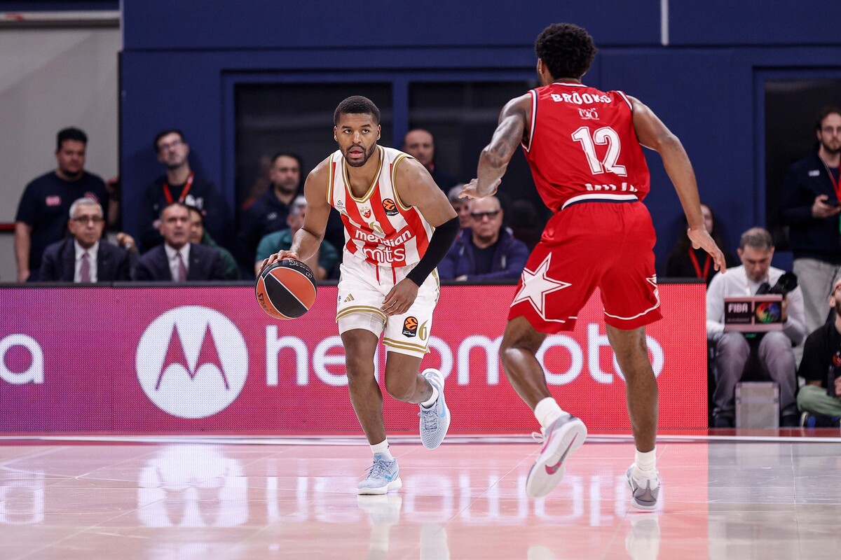 kosarkas Crvene zvezde na utakmici Evrolige protiv Armani Olimpije Milano u hali Mediolanum forum, Milano 15.01.2026. godine Foto: MN PRESS Kosarka, Crvena zvezda, Evroliga, Armani Olimpije Milano