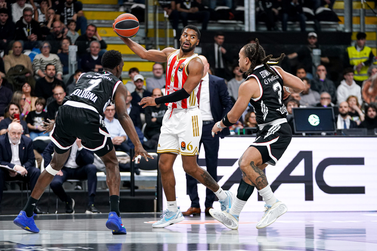 kosarkas Crvene zvezde na utakmici Evrolige protiv Virtusa Bolonja u hali Virtus arena, Bolonja 23.01.2026. godine Foto: MN PRESS Kosarka, Crvena zvezda, Evroliga, Virtus Bolonja