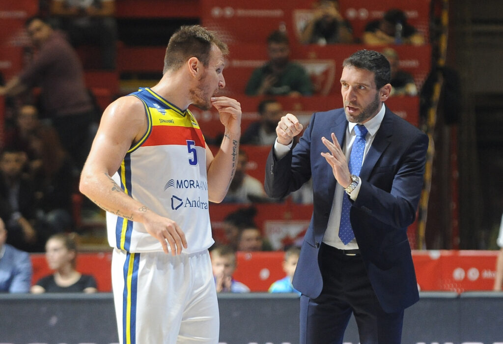 IBON NAVARRO Ibon Navaro, trener kosarkasa Andore, i RAFA LUZ, na utakmici protiv Crvene zvezde, u hali Aleksandar Nikolic. Beograd, 16.10.2018. foto: Nebojsa Parausic Kosarka, Evrokup, Crvena zvezda, Andora