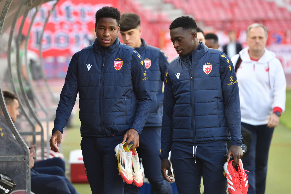 ANDRES SANDOVAL RODRIGUEZ KEIMER Andres Sandoval Rodrigez Kejmer i MOUHAMADOU MOUSTAPHA FALL Muhamadu Mustafa Fal fudbaleri Crvene zvezde na utakmici Superlige Prvenstva Srbije protiv Vojvodine Novi Sad na stadionu Rajka Mitica, Beograd, 11.05.2025. godine Foto: Marko Metlas Fudbal, Crvena zvezda, Superliga Prvenstvo Srbije, Vojvodina Novi Sad