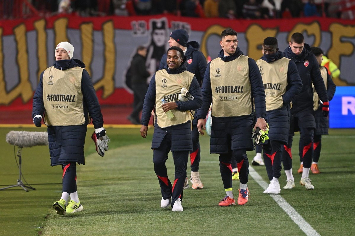BRUNO DUARTE DA SILVA , MENDES JOAO FELICIO MILSON Mendes Zoao Felisio Milson, OMRI GLAZER golman fudbaler Crvene zvezde na utakmici UEFA Lige Evropa protiv Selte Vigo na stadionu Rajka Mitica, Beograd 29.01.2026. godine Foto: Marko Metlas Fudbal, Crvena zvezda, UEFA Liga Evropa, Selta Vigo