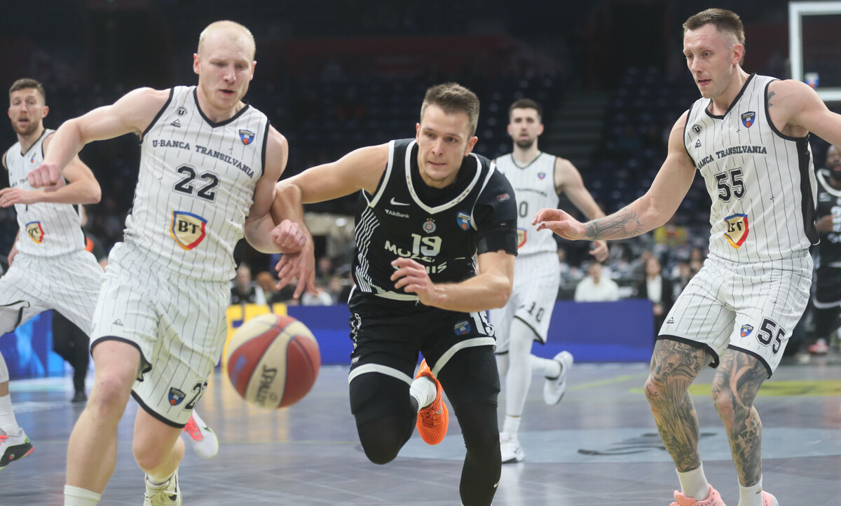 ARIJAN LAKIC kosarkas Partizana na utakmici Jadranske ABA lige protiv TREY WOODBURY Trej Vudberi iz Kluza u hali Beogradska arena, Beograd 31.01.2026. godine Foto: MN PRESS Kosarka, Partizan, Jadranska ABA liga, Kluz