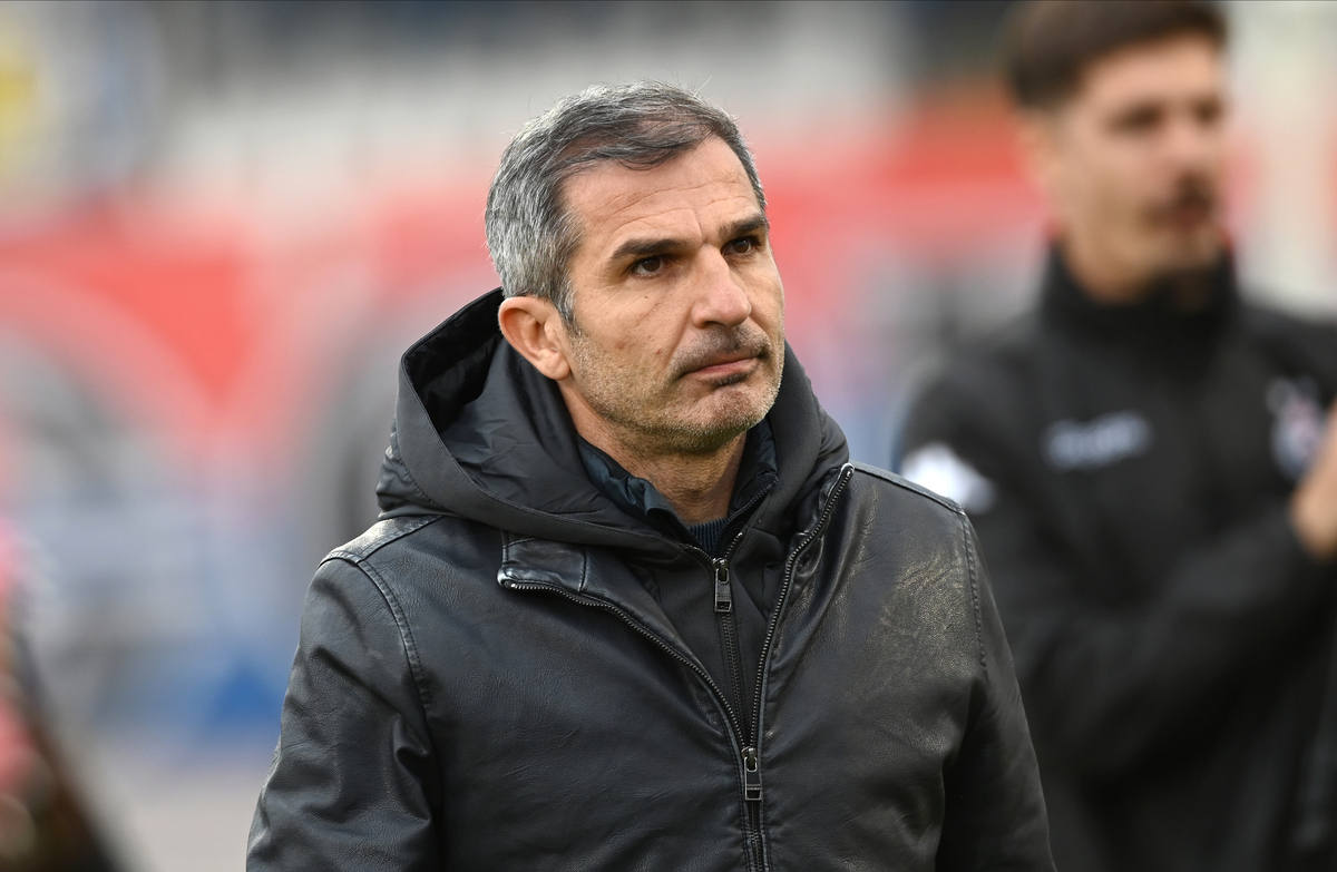 NENAD STOJAKOVIC, trener fudbalera Partizana, na prvenstvenoj utakmici protiv Spartaka, na stadionu JNA. Beograd, 14.02.2026. foto: Nebojsa Parausic Fudbal, Partizan, Spartak