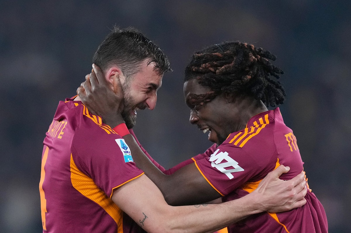 Roma's Bryan Cristante, left, celebrates after scoring 1-0, with his teammate Roma's Manu Kone, during the Serie A soccer match between Roma and Cremonese, in Rome, Italy, Sunday, Feb. 22, 2026. (Alfredo Falcone/LaPresse via AP)