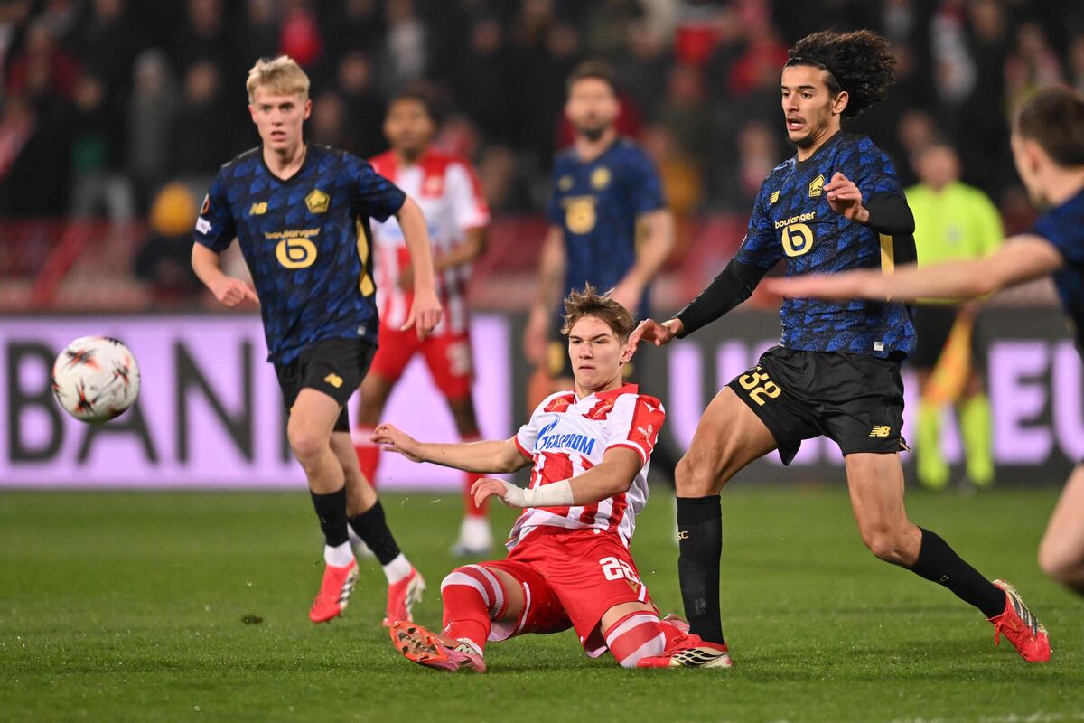 fudbaler Crvene zvezde na utakmici UEFA Lige Evropa protiv LOSC Lila na stadionu Rajko Mitic, Beograd 26.02.2026. godine Foto: Marko Metlas Fudbal, Crvena zvezda, UEFA Liga Evropa, LOSC Lil