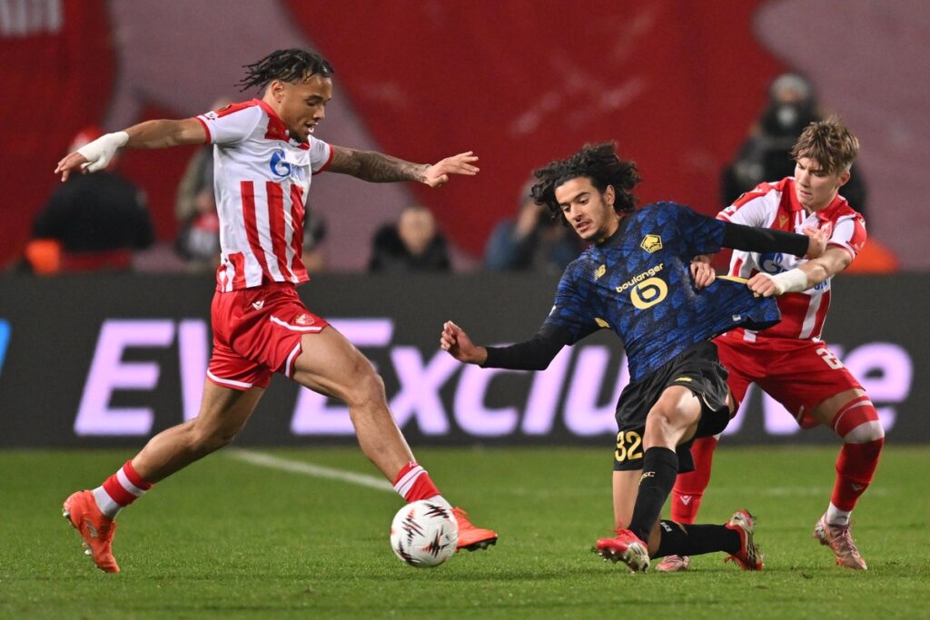 fudbaler Crvene zvezde na utakmici UEFA Lige Evropa protiv LOSC Lila na stadionu Rajko Mitic, Beograd 26.02.2026. godine Foto: Marko Metlas Fudbal, Crvena zvezda, UEFA Liga Evropa, LOSC Lil