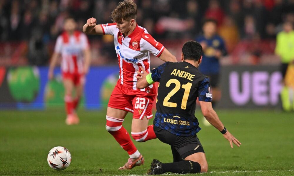 fudbaler Crvene zvezde na utakmici UEFA Lige Evropa protiv LOSC Lila na stadionu Rajko Mitic, Beograd 26.02.2026. godine Foto: Marko Metlas Fudbal, Crvena zvezda, UEFA Liga Evropa, LOSC Lil