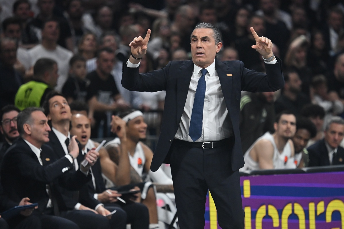 Trener Reala na utakmici Evrolige protiv Partizana u hali Beogradska arena, Beograd 13.02.2026. godine Foto: Marko Metlas Kosarka, Partizan, Evroliga, Real Madrid