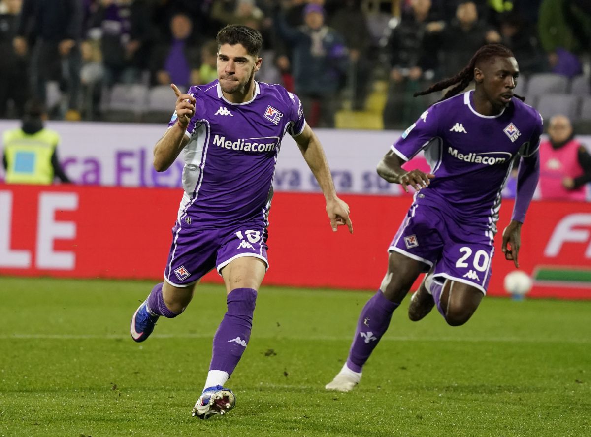 Fiorentina's Manor Solomon celebrates after scoring a goal during the Serie A soccer match between Fiorentina and Torino in Florence, Italy, Saturday, Feb. 7, 2026. (Marco Bucco/LaPresse via AP)