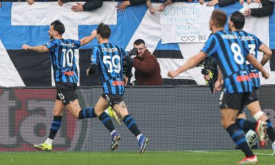 Atalanta's Lazar Samardzic celebrates after scoring during the Italian Serie A soccer match between A.C Atalanta B.C. and Napoli in Bergamo, Italy, Sunday, Feb. 22, 2026. (Stefano Nicoli/Lapresse via AP)