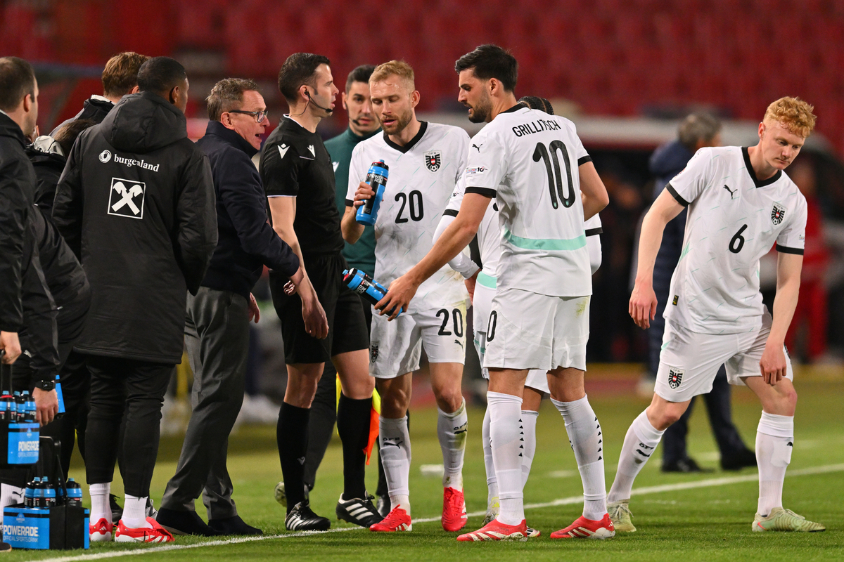 RALF RANGNICK Ralf Ragnik selektor i trener, KONRAD LAIMER Konrad Lajmer, FLORIAN GRILLITSCH Florijan Grilic fudbaleri reprezentacije Austrije na utakmici plej ofa UEFA Lige nacija protiv Srbije na stadionu Rajko Mitic , Beograd 23.03.2025. godine Foto: Marko Metlas Fudbal, Reprezentacija, Srbija, Austrija, UEFA Liga nacija, Plej of