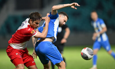FILIP STOJILKOVIC, fudbaler OFK Beograda, na prvenstvenoj utakmici protiv Vojvodine, i SINISA TANJGA, na stadionu Kraljevica. Zajecar, 02.05.2025. foto: Mladjan Ivanovic / MN Press Fudbal, OFK Beograd, Vojvodina