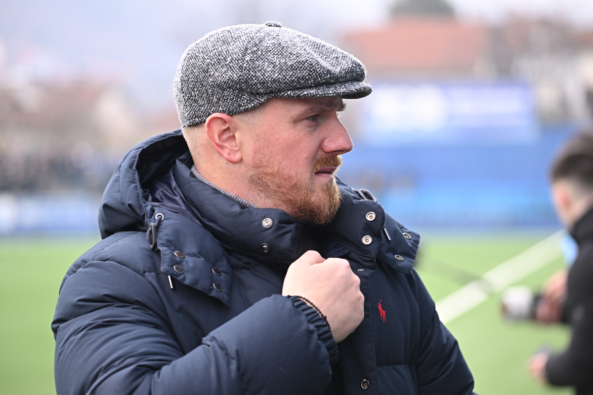 MARKO JAKSIC, trener fudbalera Radnika, na prvenstvenoj utakmici protiv Partizana, na Gradskom stadionu u Surdulici. Surdulica, 07.02.2026. photo: MN PRESS / Mladjan Ivanovic Fudbal, Radnik, Partizan