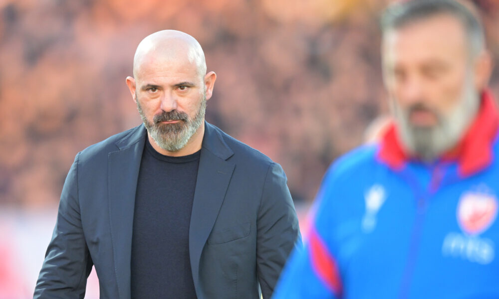 DEJAN STANKOVIC trener fudbalera Crvene zvezde na utakmici Superlige Prvenstva Srbije protiv Radnickog Kragujevac na stadionu Cika Daca, Kragujevac, 01.03.2026. godine Foto: Mladjan Ivanovic / MN PRESS Fudbal, Crvena zvezda, Superliga Prvenstvo Srbije, Radnicki Kragujevac