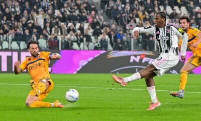 Juventus' Jonathan David makes an attempt on goal during the Italian Serie A soccer match between Juventus and Pisa in Genoa, Italy, Saturday, March 7, 2026. (Tano Pecoraro/LaPresse via AP)
