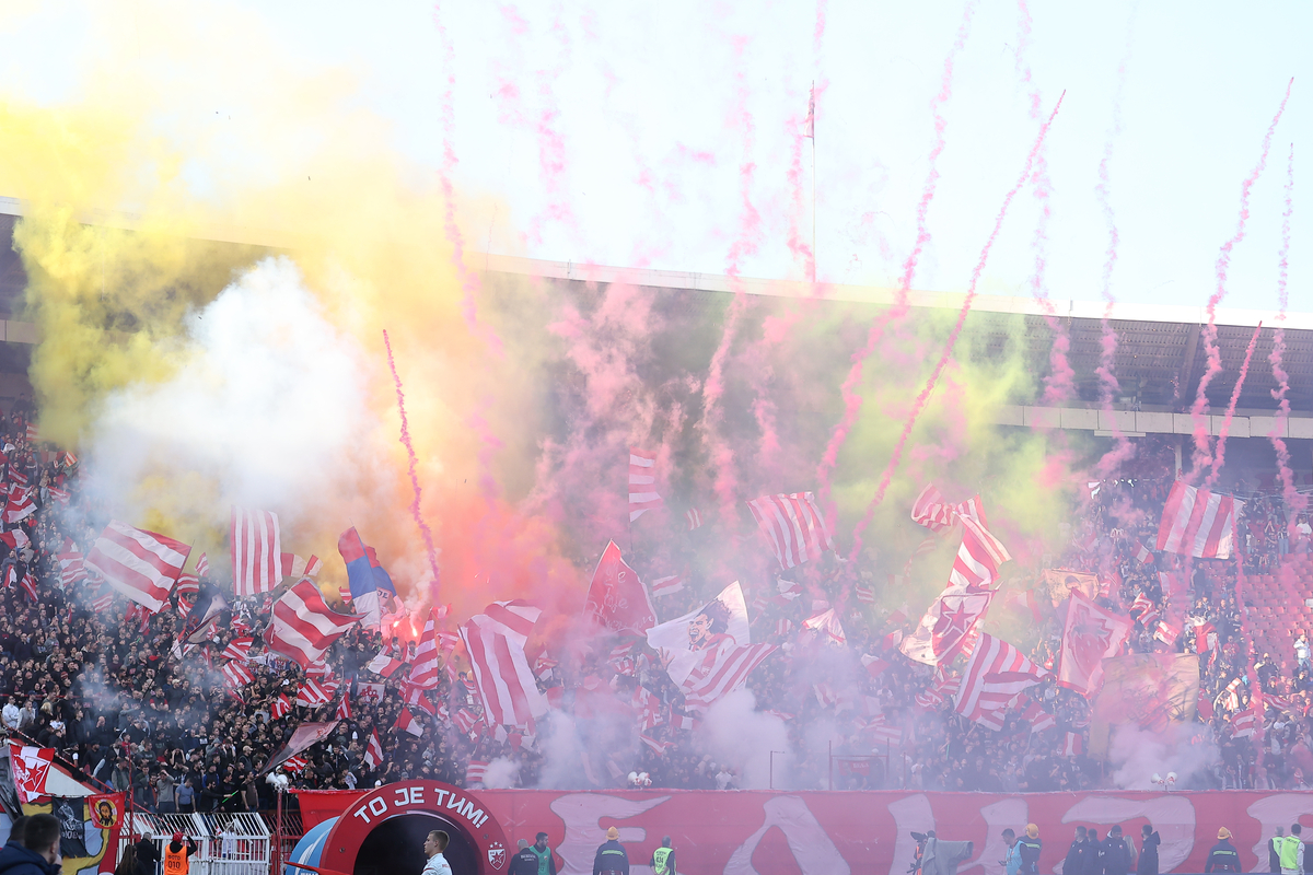 Navijači Crvene Zvezde na utakmici Mocart Superlige Srbije protiv Napretka na stadionu Rajko Mitic, Beograd 08.03.2026. godine Foto: Ivica Veselinov / MN PRESS FUDBAL, FOOTBALL, MOZZART SUPERLIGA, CRVENA ZVEZDA, RED STAR, NATIONAL CHAMPIONSHIP, PRVENSTVO SRBIJE, NAPREDAK KRUSEVAC