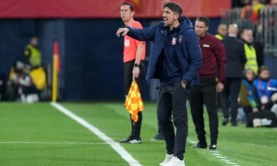 Serbia's head coach Veljko Paunovic gives instructions to his players during the international friendly soccer match between Spain and Serbia in Villarreal, Spain, Friday, March 27, 2026. (AP Photo/Alberto Saiz)