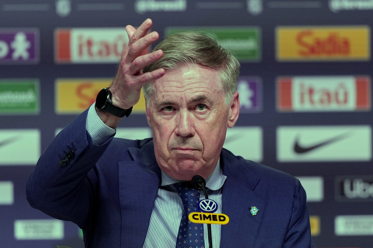 Brazil's national soccer team head coach Carlo Ancelotti announces the players who will play friendly matches against France and Croatia in preparation for the upcoming World Cup, in Rio de Janeiro, Monday, March 16, 2026. (AP Photo/Silvia Izquierdo)