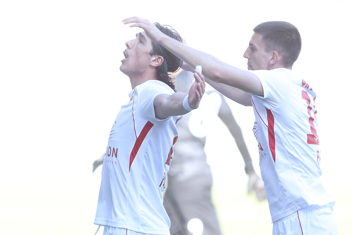 JASIN RASLJANIN fudbaler Vozdovca na utakmici Prve lige Srbije protiv Zemuna na stadionu Vozdovca, Beograd 14.03.2026. godine Foto: Ivica Veselinov / MN PRESS FUDBAL, FOOTBALL, MOZZART PRVA LIGA, VOZDOVAC, ZEMUN