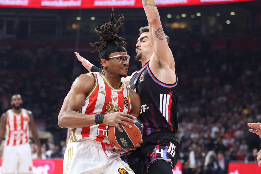 kosarkas Crvene Zvezde na utakmici Evrolige protiv Pariza u hali Beogradska Arena, Beograd 07.04.2026. godine Foto: Ivica Veselinov / MN PRESS KOSARKA, BASKETBALL, EVROLIGA, EUROLEAGUE, CRVENA ZVEZDA, PARIS, PARIZ
