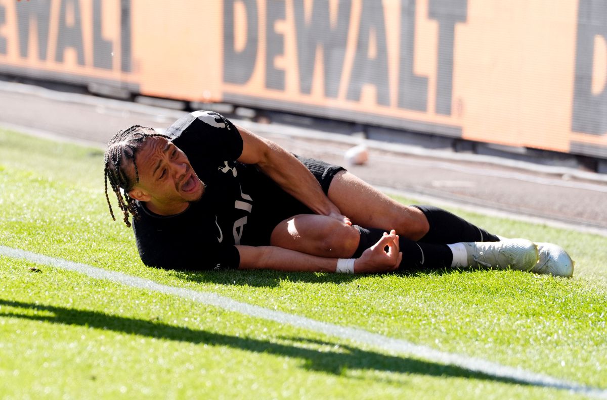 Tottenham Hotspur's Xavi Simons before stretchered off during the English Premier League soccer match between Wolverhampton Wanderers and Tottenham Hotspur in Wolverhampton, England, Saturday April 25, 2026. (Nick Potts/PA via AP)