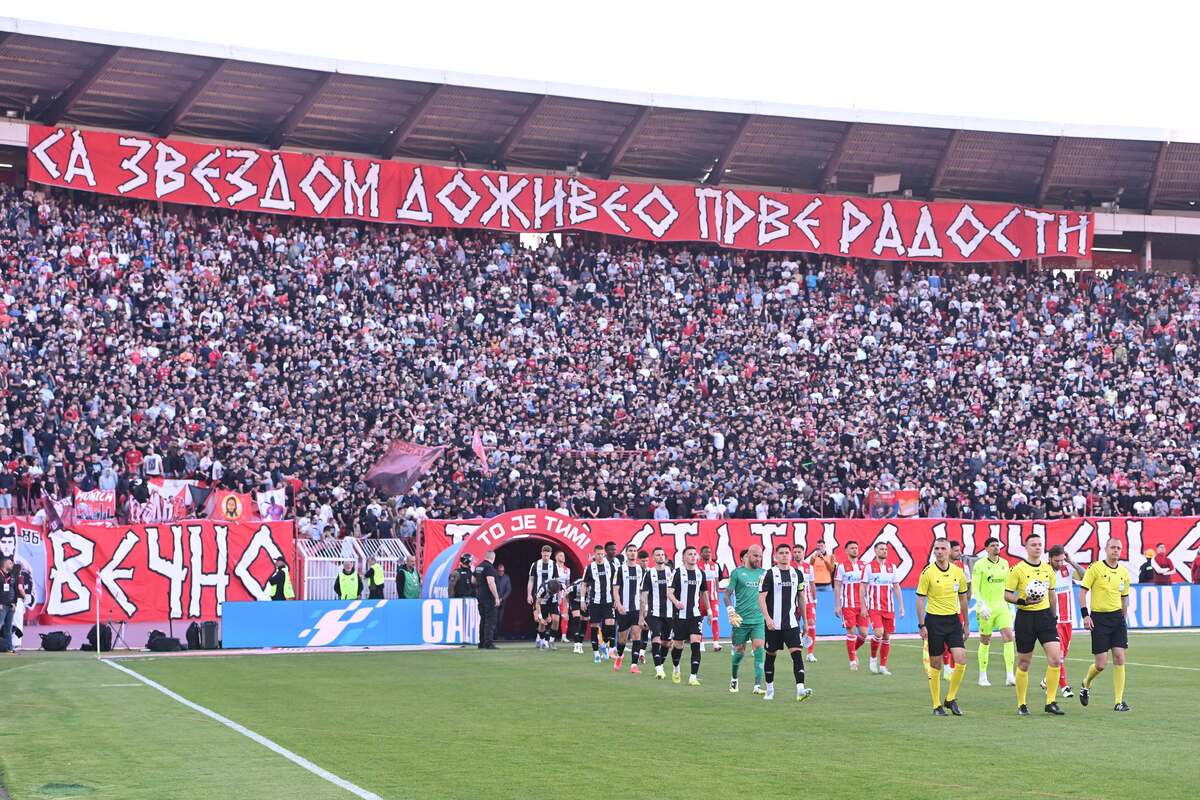 Navijači Crvene zvezde na utakmici Superlige Prvenstva Srbije protiv Partizana na stadionu Rajka Mitica, Beograd, 26.04.2026. godine Foto: Marko Metlas Fudbal, Crvena zvezda, Superliga Prvenstvo Srbije, Partizan
