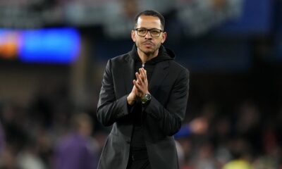 Chelsea's head coach Liam Rosenior leaves the field after the English Premier League soccer match between Chelsea and Manchester United in London, Saturday, April 18, 2026. (AP Photo/Kirsty Wigglesworth)