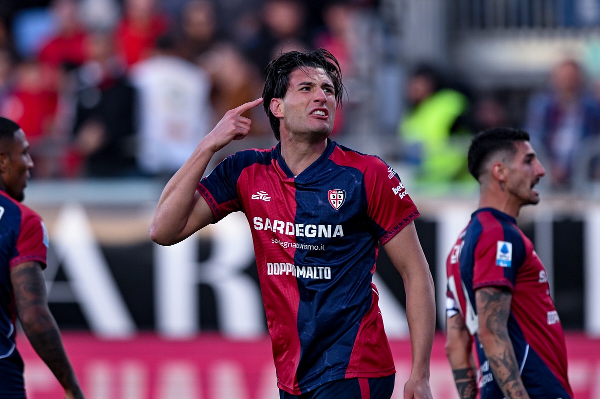 Cagliari's Gennaro Borrelli celebrates scoring during the Serie A soccer match between Cagliari and Atalanta, in Cagliari, Italy, Monday, April 27. (Gianluca Zuddas/LaPresse via AP)