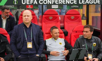 AEK Athens' head coach Marko Nikolic waits for the start of the Conference League quarterfinals soccer match between Rayo Vallecano and AEK Athens in Madrid, Spain, Thursday, April 9, 2026. (AP Photo/Manu Fernandez)