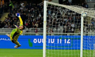 Sassuolo goalkeeper Arijanet Muric is scored on by Torino's Giovanni Simeone during the Serie A soccer match between Torino and Sassuolo in Turin, Italy, Friday, May 8, 2026. (Tano Pecoraro/LaPresse via AP)