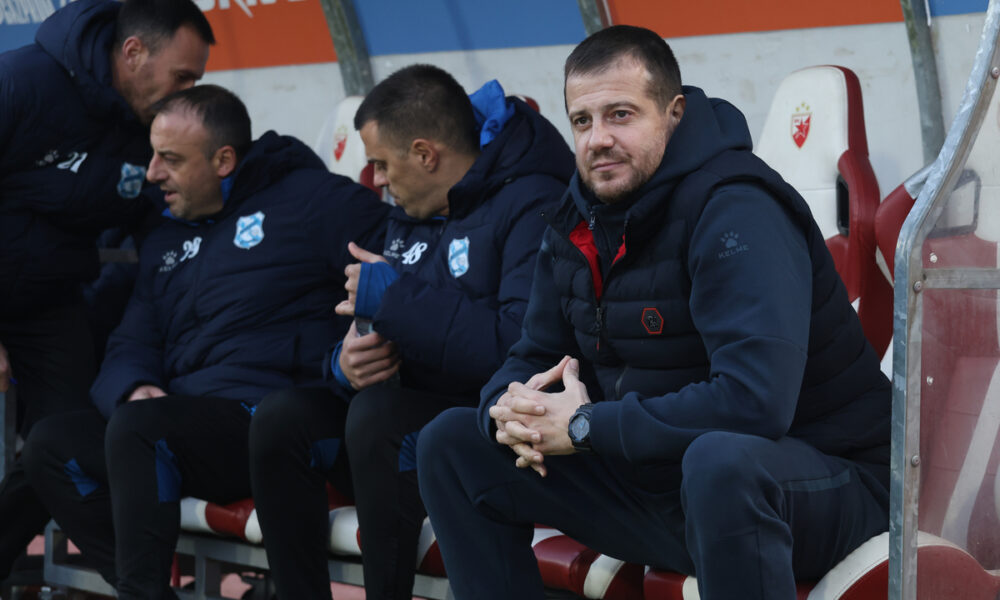 NENAD LALATOVIC trener fudbalera Mladosti Lucani na utakmici Superlige Prvenstva Srbije protiv Crvene zvezde na stadionu Rajka Mitica, Beograd, 20.12.2025. godine Foto: MN PRESS Fudbal, Crvena zvezda, Mladost Lucani, Superliga Prenstvo Srbije