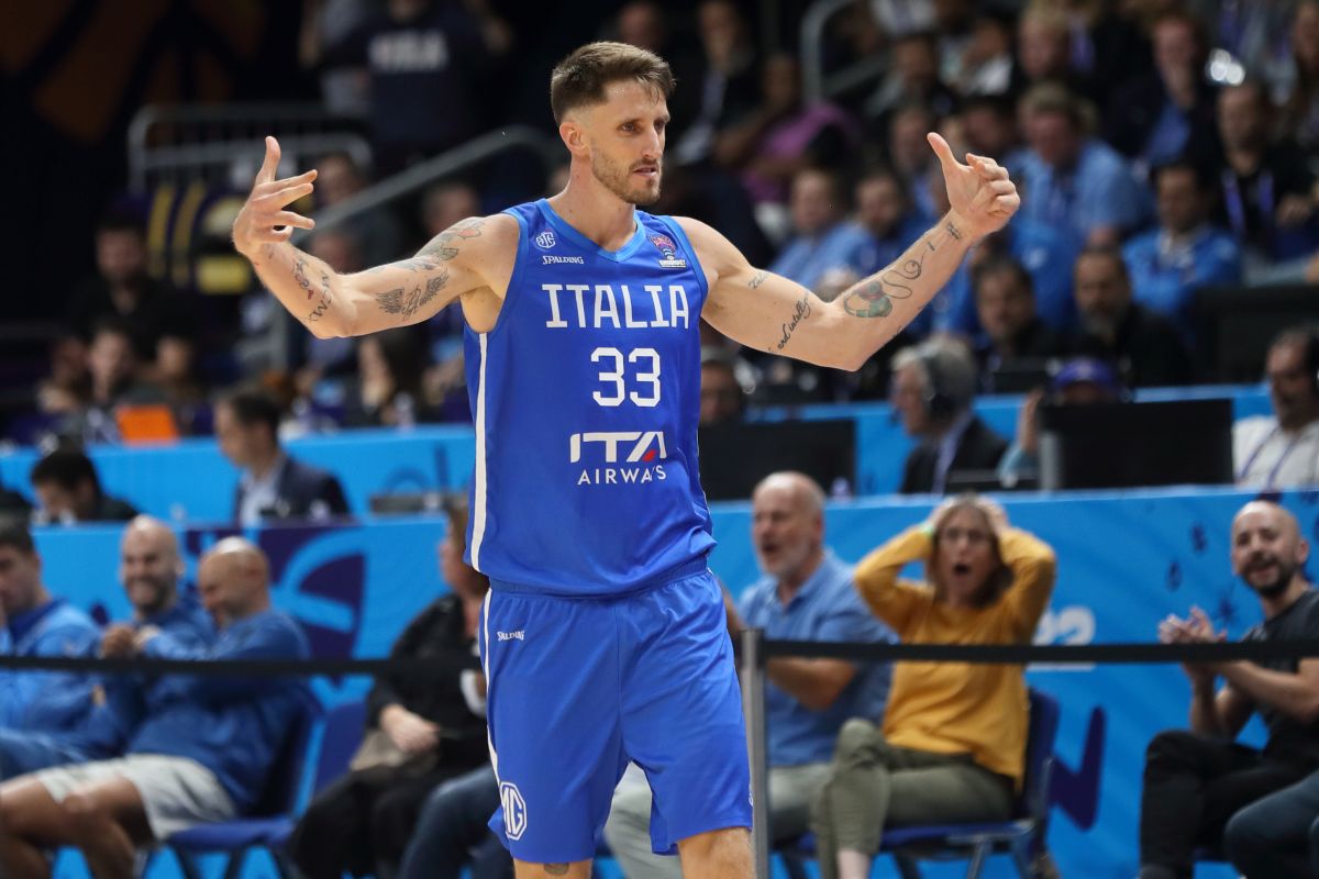ACHILLE POLONARA Ahile Polonara kosarkas reprezentacije Italije na utakmici FIBA Evropskog prvenstva protiv Srbije u Mercedes Benc areni, Berlin 11.09.2022. godine Foto: Marko Metlas Kosarka, Srbija, FIBA Evropsko prvenstvo, Italija
