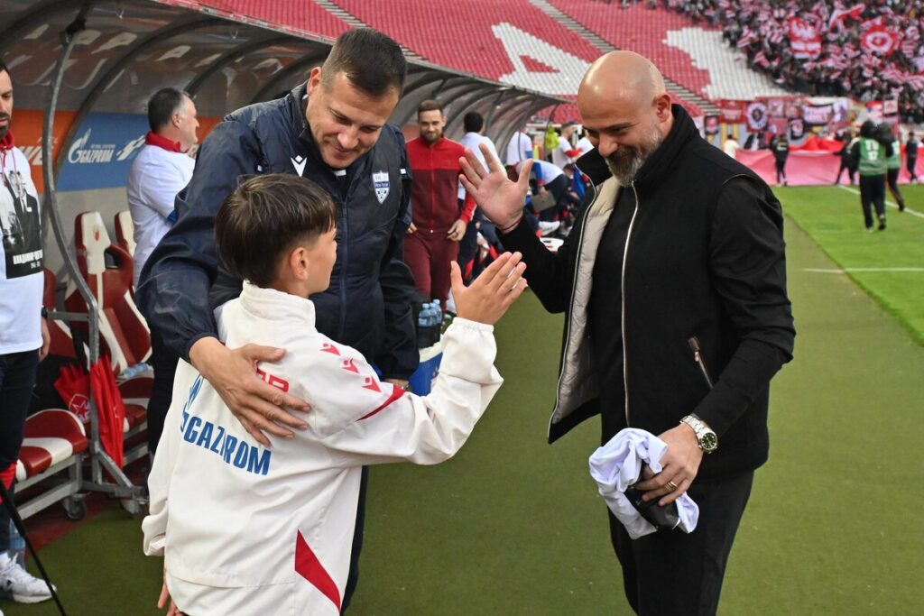 Treneri Crvene zvezde i Novog Pazara na utakmici Superlige Prvenstva Srbije protiv Novog Pazara na stadionu Rajka Mitica, Beograd, 09.05.2026. godine Foto: Marko Metlas Fudbal, Crvena zvezda, Superliga Prvenstvo Srbije, Novi Pazar