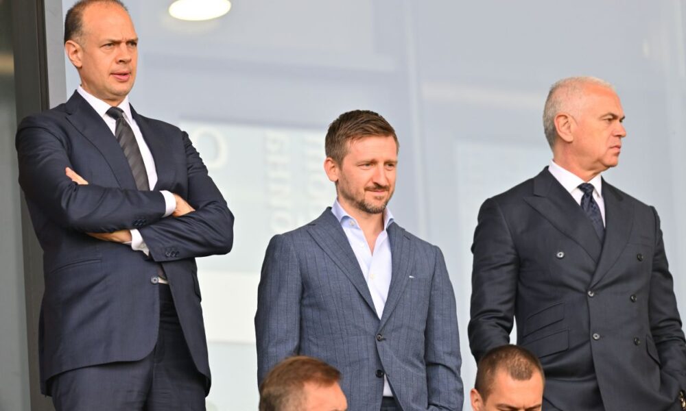 MARKO PETROVIC, MARKO MARIN i ZVEZDAN TERZIC direktor fudbalera Crvene zvezde na utakmici finala Kupa Srbije protiv Vojvodine Novi Sad na stadionu Kraljevica, Zajecar 21.05.2025. godine Foto: Marko Metlas Fudbal, Crvena zvezda, Finale, Kup Srbije, Vojvodina Novi Sad