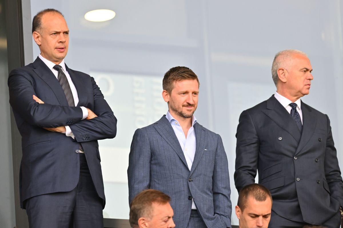 MARKO PETROVIC, MARKO MARIN i ZVEZDAN TERZIC direktor fudbalera Crvene zvezde na utakmici finala Kupa Srbije protiv Vojvodine Novi Sad na stadionu Kraljevica, Zajecar 21.05.2025. godine Foto: Marko Metlas Fudbal, Crvena zvezda, Finale, Kup Srbije, Vojvodina Novi Sad